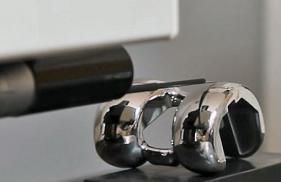Metal part surface smoothing testing and quality control at Fintek